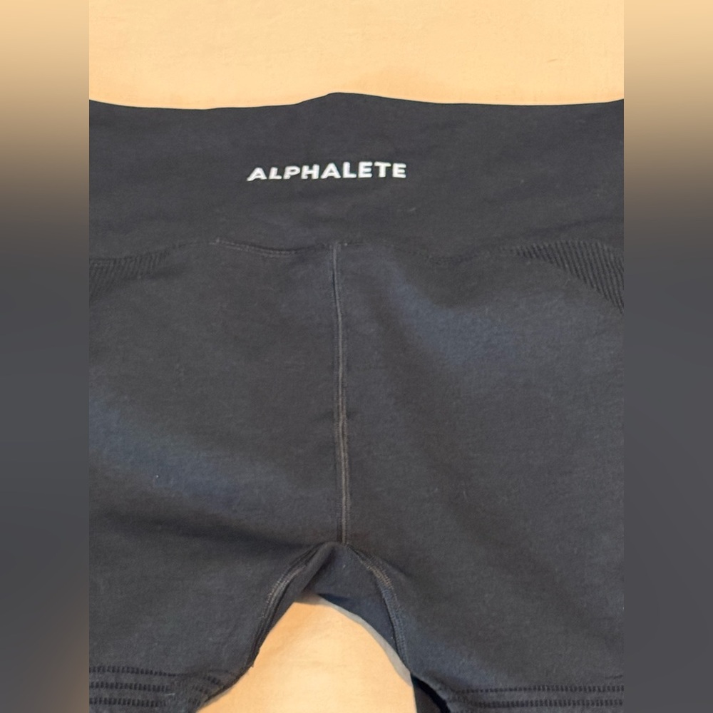 Alphalete Black Compressive Fit Leggings XXL - Barely worn like new - Picture 6 of 8